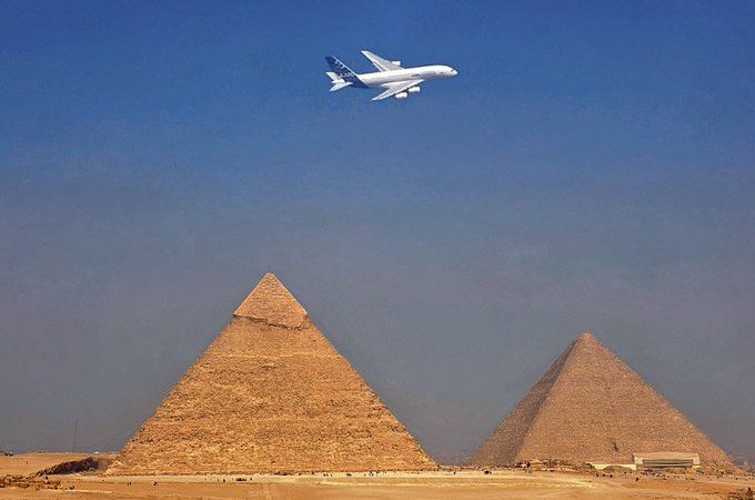 Полёт в Египет. Фото: twitter.com/ | Epoch Times Россия