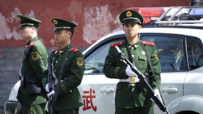 В Китае милиция устроила террор в деревне, выступившей против коррупции