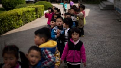 Спасёт ли Китай политика двух детей?