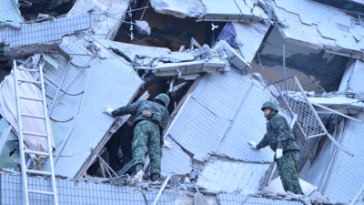 На Тайване растёт число жертв землетрясения (видео)