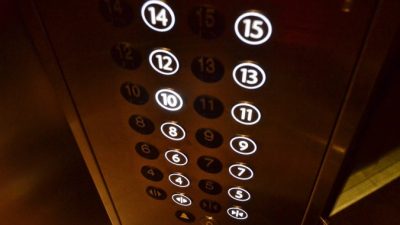 Уфимцы рискуют лишиться лифтов из-за конфликта между конкурентами