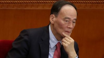 Си Цзиньпин получил возможность распускать партийные организации