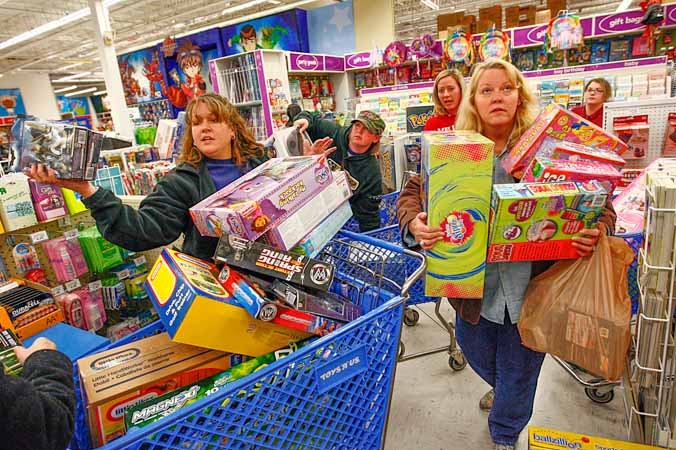 Ученые определили, какие покупки делают человека счастливым. Фото: Tom Pennington/Getty Images | Epoch Times Россия
