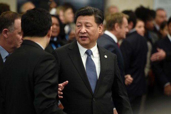 Китайский лидер Си Цзиньпин в Ле-Бурже, Париж, 30 ноября 2015 г. Фото: Martin Bureau/AFP/Getty Images | Epoch Times Россия