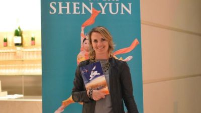 Немецкая художница о Shen Yun: Лёгкость, с которой движутся  танцоры, завораживает