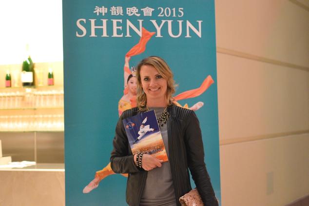 Виктория Перез на концерте Shen Yun Баден-Баден, Германия, 16 апреля 2015 г. Фото: Florian Godovits / Epoch Times | Epoch Times Россия