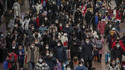 Данные об эпидемии в Китае не стоит сравнивать со статистикой других стран, считает эксперт. И объясняет почему
