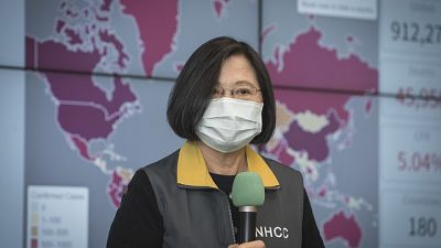 Тайвань не вводил карантин, но успешно справился с эпидемией COVID-19. Сейчас остров готовится ко второй волне. Как он это делает?