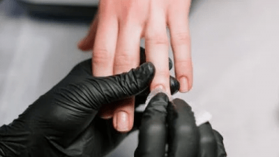 Как сделать ногти красивыми?