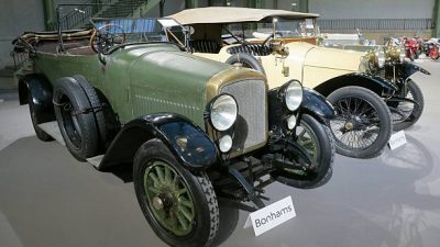 Выставка ретро автомобилей  Old Cars & Motos прошла в Рязани