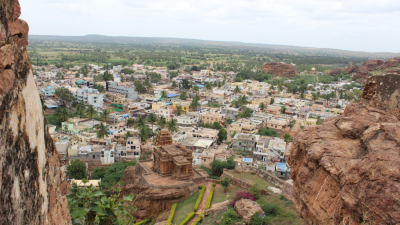 Индия. Городские пейзажи города Бадами