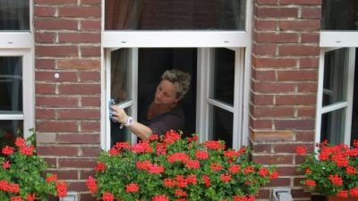 Как правильно и безопасно мыть окна