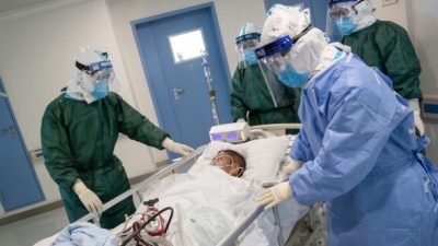 Высокий уровень смертности от нового коронавируса среди тяжелобольных пациентов выявило исследование
