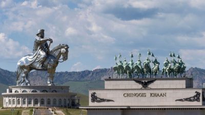 Власти Китая пытались запретить слово «Чингисхан» на выставке, посвящённой Чингисхану. Но французский музей не пошёл на это
