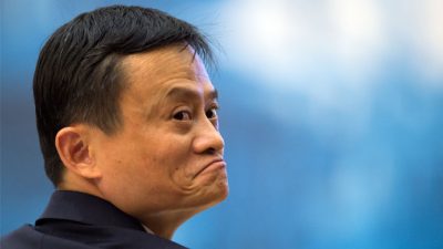 Alibaba потеряла $30 млрд из-за политических связей