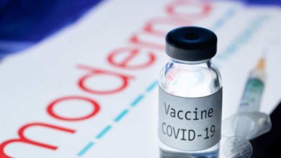 Нет доказательств того, что вакцина остановит распространение COVID-19, говорит главный врач Moderna