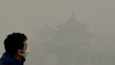 Власти Китая хотят свалить на нефтяников всю вину за смог