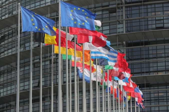 Флаги Европейского союза у здания Европейского парламента в Страсбурге, Франция, 11 мая 2016 года. Christopher Furlong/Getty Images | Epoch Times Россия