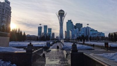 В Казахстане коммерческие банки приостановили продажу долларов