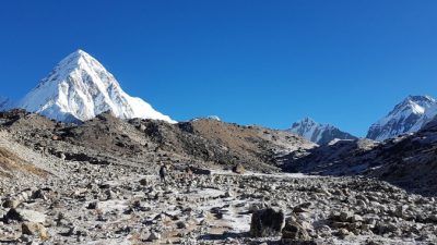 После землетрясения Эверест стал недоступен для туристов