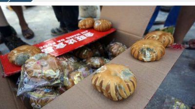 Жертвы тайфуна в Китае получили заплесневелый хлеб