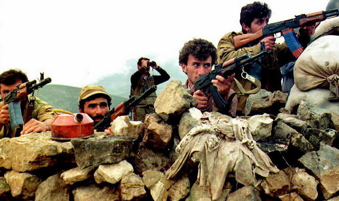 Конфликт в нагорном Карабахе в 1991 году привёл к масштабным военным действиям. Фото: OLEG NIKISHIN/AFP/Getty Images | Epoch Times Россия