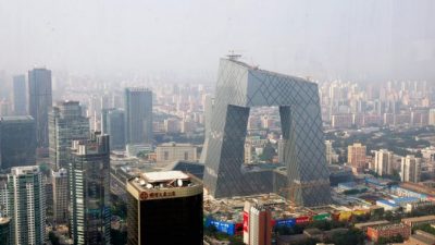 Собирающая смог башня в Пекине не оправдала ожиданий