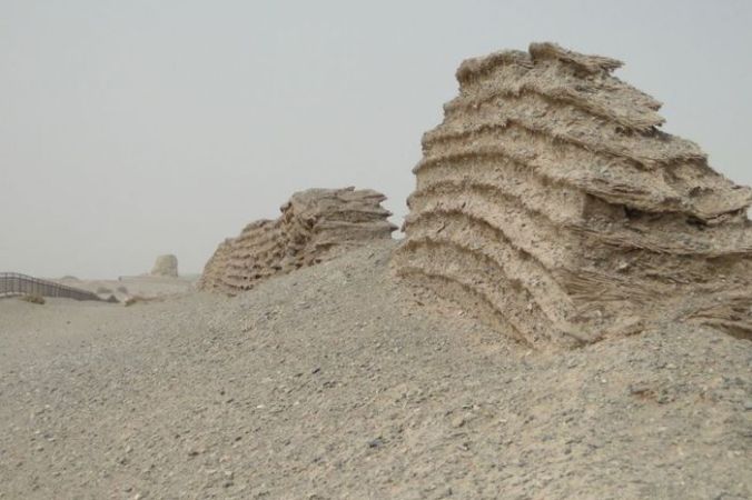 Остатки Великой китайской стены в пустыне Гоби. Фото: Леон Петросян/Wikipedia Commons/CC BY-SA 3.0 | Epoch Times Россия