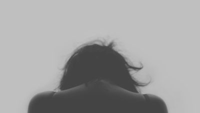 Послеродовая депрессия: как бороться?