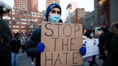 Внимательный взгляд на рост антиазиатской ненависти