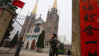 Церкви в опасности. Коммунистический режим усиливает религиозное преследование