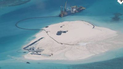 Власти КНР завершают строительство аэродрома на спорных островах Спратли