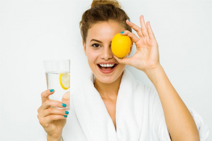 Один лимон содержит около 30-40 мг витамина С. (All kind of people/Shutterstock) | Epoch Times Россия