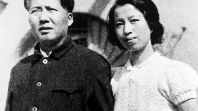 Жена Мао Цзэдуна переливала себе кровь молодых гвардейцев, «чтобы вернуть молодость»