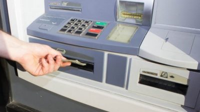Перестрелка в центре Москвы началась с обычного снятия денег в банкомате