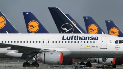 Авиакомпания Люфтганза в обращении к пассажирам теперь не делит их на «дам» и «господ», чтобы не обидеть лиц «третьего пола»