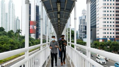 Китайские власти не позволяют китайцам из Индонезии вернуться в Китай