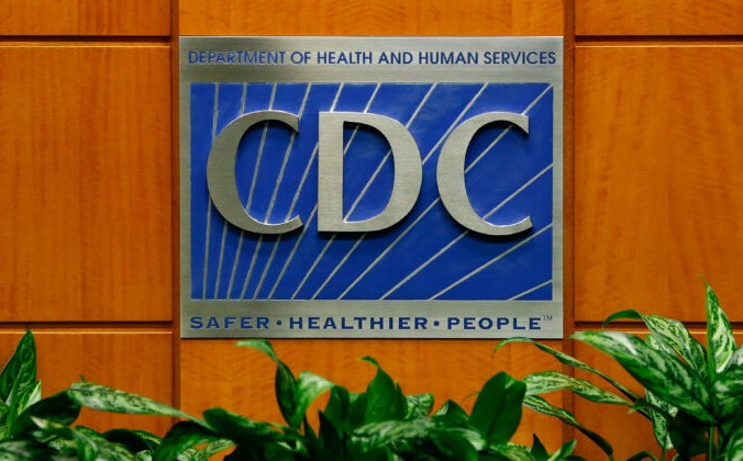 Логотип CDC. (Kevin C. Cox/Getty Images)) | Epoch Times Россия