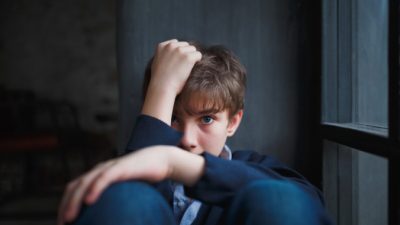 Как распознать признаки и симптомы злоупотребления психоактивными веществами у детей