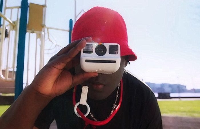 Попробуйте камеру Polaroid Go размером с пинту, и вы будете очарованы! (Изображение: Polaroid) | Epoch Times Россия