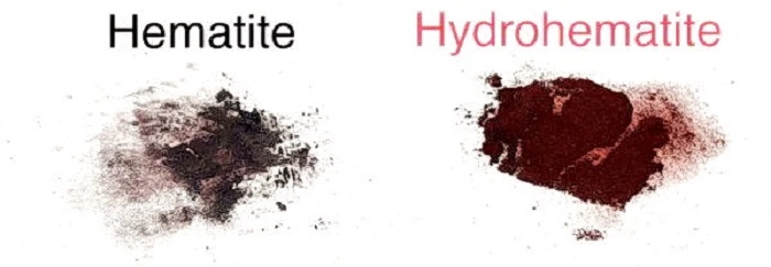 Гидрогематит (справа) более ярко-красный, чем безводный гематит (слева). (Изображение: Си Афина Чен, штат Пенсильвания)