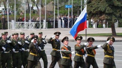Путин подписал приказ о выплате военным по 15 тысяч рублей