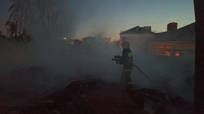 В крупном пожаре в Екатеринбурге погибли два человека