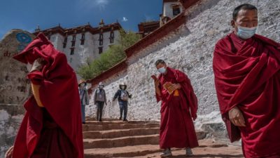 Пекин призывает Тибет принять коммунистическое правление через 70 лет после захвата
