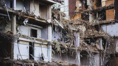 В Израиле 4-этажный дом рухнул на следующий день после эвакуации жильцов