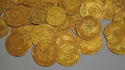 Финестер: сокровище из 239 золотых монет обнаружено в старинной усадьбе