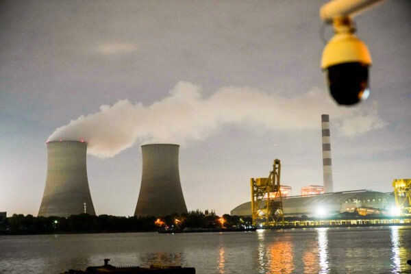 Угольная электростанция в Шанхае, Китай, 14 октября 2021 г. Aly Song / Reuters