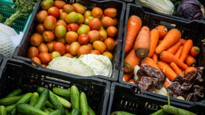 Росстат: Рост цен на овощи и фрукты за последнюю неделю ускорился