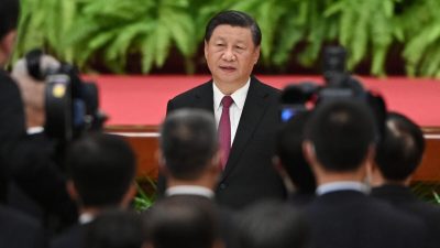 Си Цзиньпин ищет поддержки у масс в преддверии политического противостояния