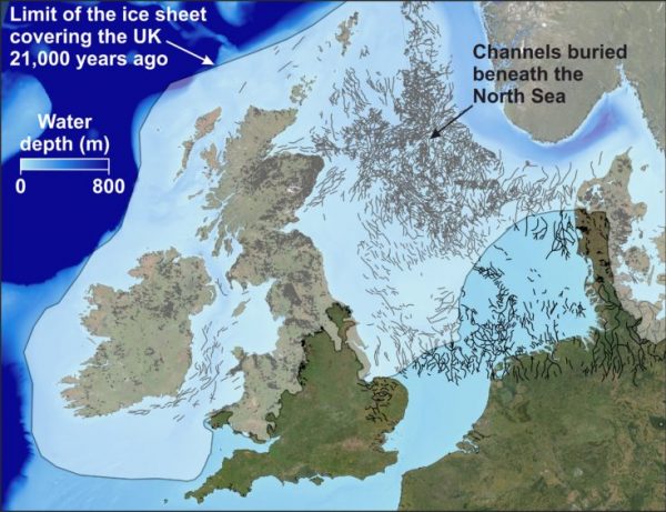 Карта Северного моря, показывающая распределение захороненных каналов (туннельных долин), которые ранее были нанесены на карту с использованием технологии трёхмерного сейсмического отражения. Предел последнего ледяного щита, покрывшего Великобританию (около 21000 лет назад), перекрыт. (Image: viaJamesKirkham)